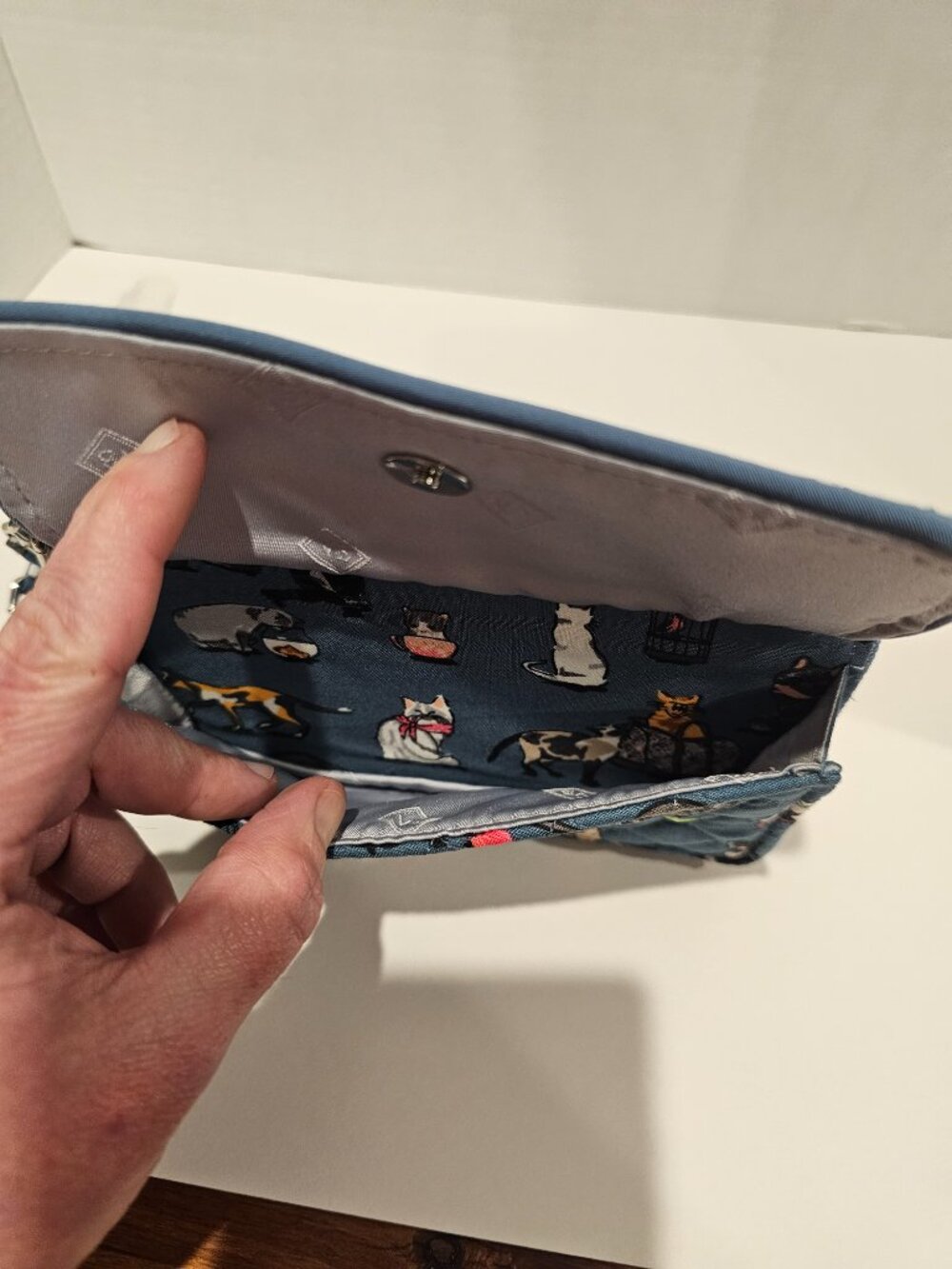 NWT Vera Bradley Iconic RFID All in One Crossbody Cat's Meow Wristlet Wallet - Picture 11 of 11